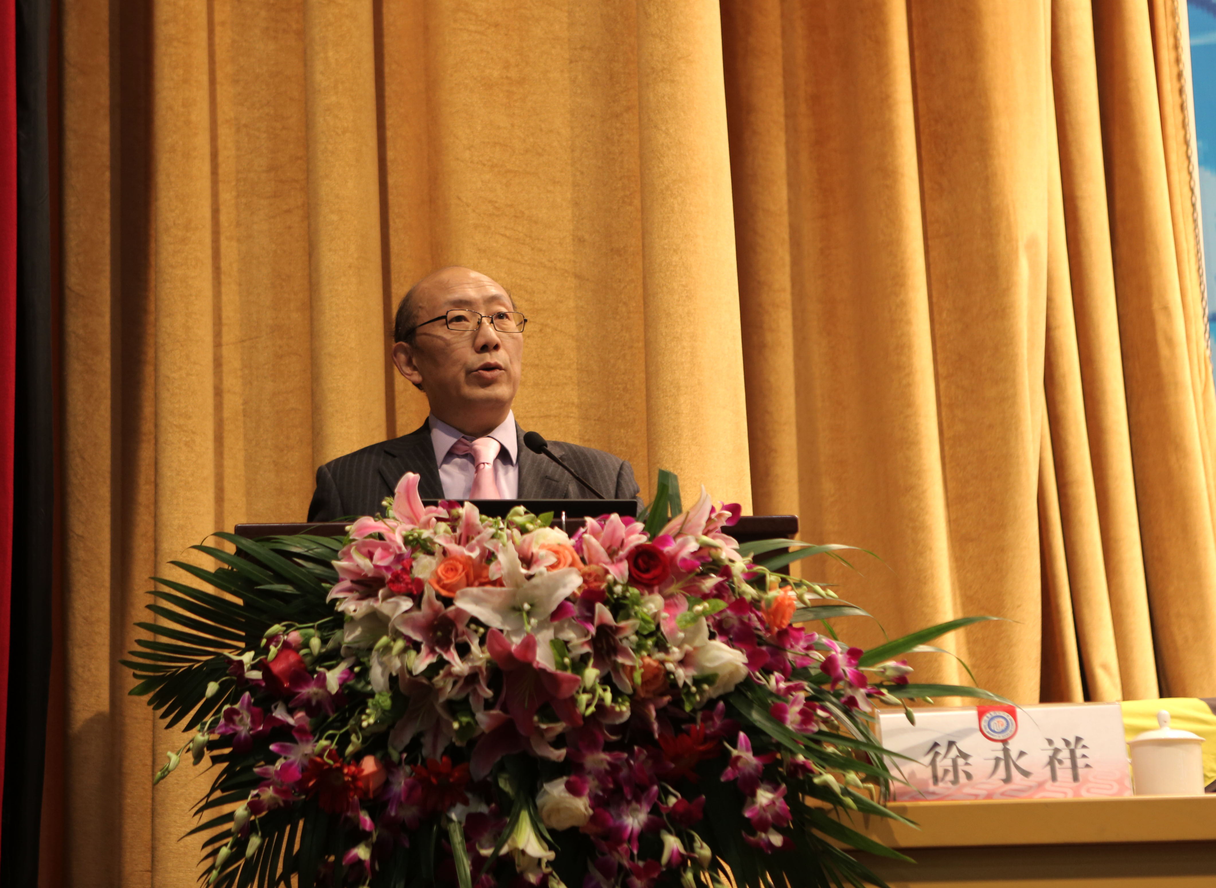 外围买球的app十大平台社会学院院长徐永祥发言